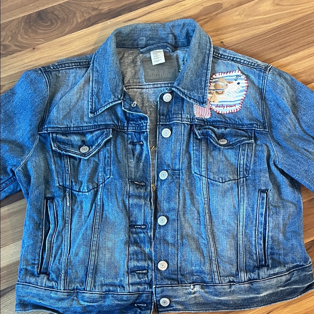 Levi’s Jean jacket with fun appliqué!